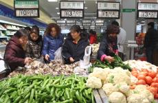 食用農產品價格持續(xù)攀升 零售端承壓與市場應對